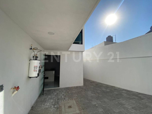 Casa Nueva En Venta, 3 Recámaras, 6km Apizaco Centro Tlaxcala