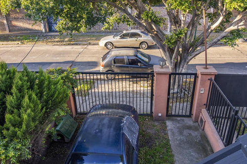 Venta - Ph Duplex Tipo Casa 5 Ambientes Con Cochera Y Pileta - Villa Adelina, San Isidro