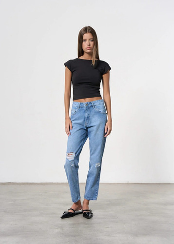 Pantalón Mom De Jean Rígido Tiro Medio - Roger