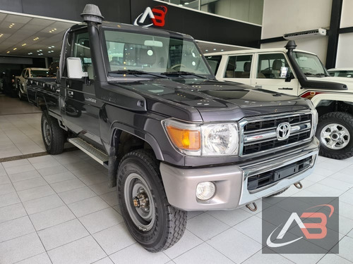 Imagen 3 de 11 de Toyota Macho Pick-up
