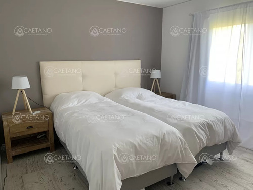 Espectacular Propiedad En Barrio Privado Pueblo Mio