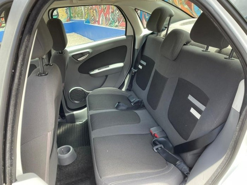 Grand Siena 1.6 Mpi Essence 16v Flex 4p Automatizado