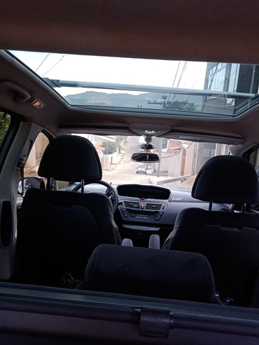 Imagem 4 de 7 de Citroën C4 2.0