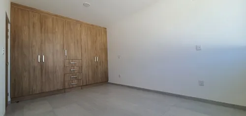 Preciosa Casa Seminueva Moderna, Amplia Iluminada Para Cualquier Requerimientos, Amplia Recamara Con Baño En Pb, 4 Rec Con Baño Propio, Exclusivo Para Vivir O Inversion