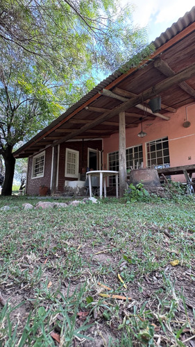 Vende Casa De Campo Con 3 Hectareas
