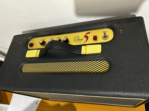 Amplificador Marshall Class 5 Valvula Color Negro Negro (Usado)