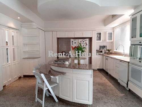 Imagen 3 de 9 de Espectacular Casa En Venta En Maracaibo