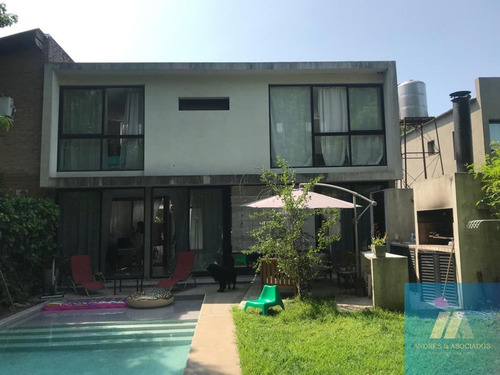 Imagen 1 de 14 de Venta Casa Bella Vista, 400 Mts²