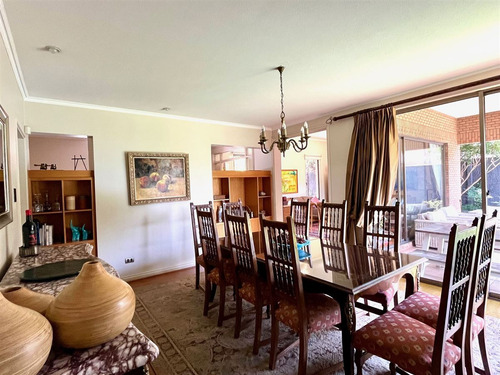Casa En Venta 4 Dorm. Manquehue Oriente La Dehesa
