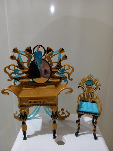 Monster High Cleo De Nile Penteadeira Completa