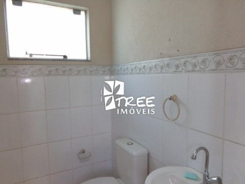 Arujá - Centro - Sala Comercial Para Alugar Localizado No Segundo Andar Fundos - Aproximadamente 20 M² Com Banheiro Privativo. Garantia Locatícia: Fia - Sa00078 - 4371770