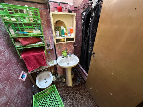 Venta Casa 2 Dormitorios Bernal Con Cochera