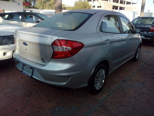 Imagen 5 de 8 de Ford Figo Impulse 2021