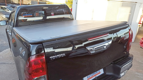 Toyota Hilux 2.8 Cd Srx 177cv 4x4 At 2016