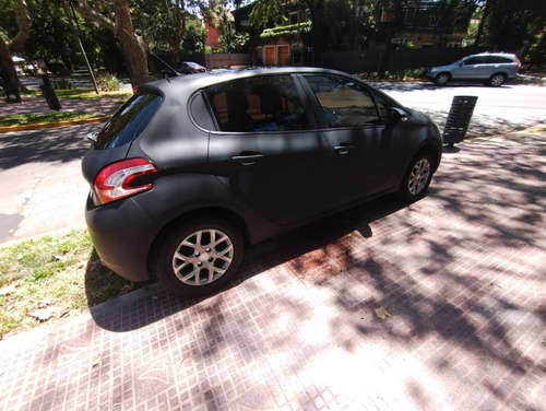 Imagen 23 de 25 de Peugeot 208 Allure 1.6 Modelo 2015 126.000 Kms
