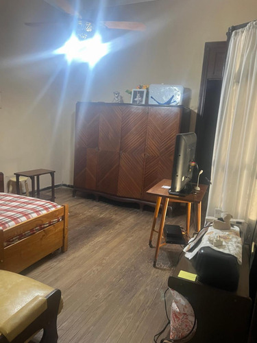 Venta Casa Lote Propio 4 Ambientes, Con Terraza