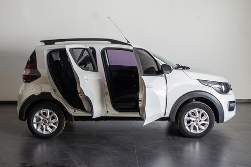 Imagen 11 de 15 de Fiat Fiorino 2017 1.4 Fire Evo Pack Top 87cv Ab315 Nv