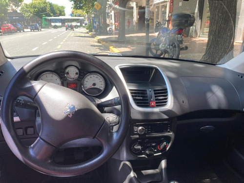 Peugeot 207 COMPACT XS 1.4 5P