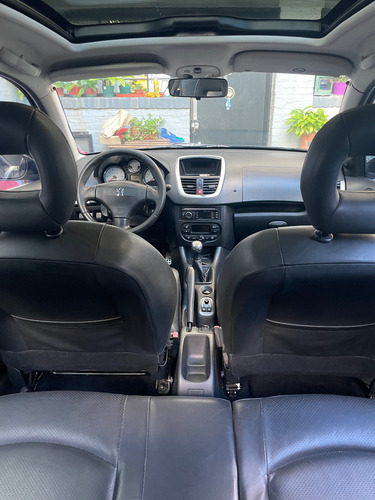 Peugeot 207 1.6 Xt