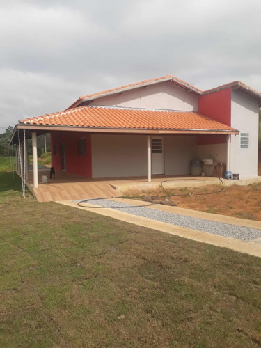 Chácara Com Casa 3 Dormitórios Nova Em Piedade!