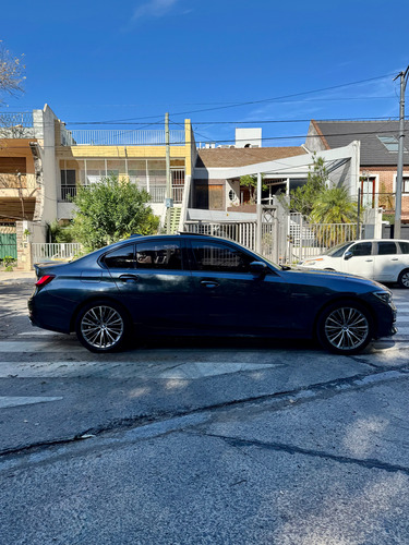 BMW Serie 3 3.0 330i Sedan Sport Line Shadow