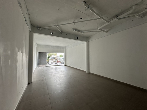 Local Comercial En Arriendo En Recoleta