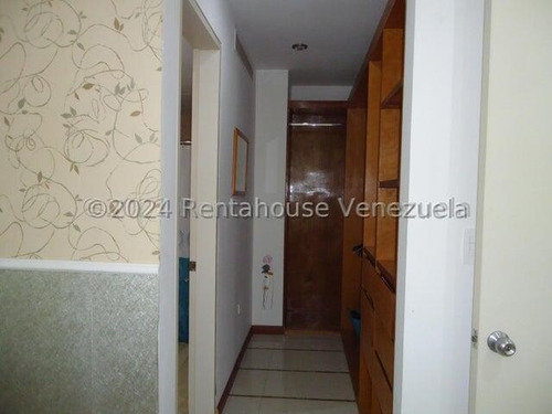 Alquilo Apartamento Con Pozo 67m² Campo Alegre. Vigilancia Privada 1h/2b/2p Mls #24-27790