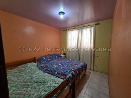Imagen 5 de 29 de Ls Vende Casa Los Palos Grandes 232454