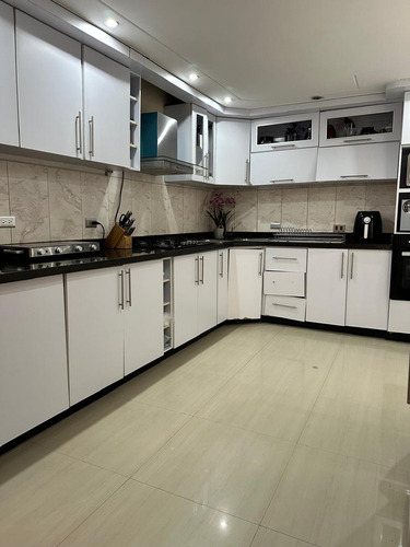 Glorimar Bracho Vende Vende Townhouse En La Cumaca, Urbanizacion. Villas De Alcala