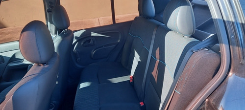 Imagen 6 de 7 de Renault Clio Mio Dynamique