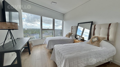Venta Trump Tower 2 Dormitorios Playa Brava