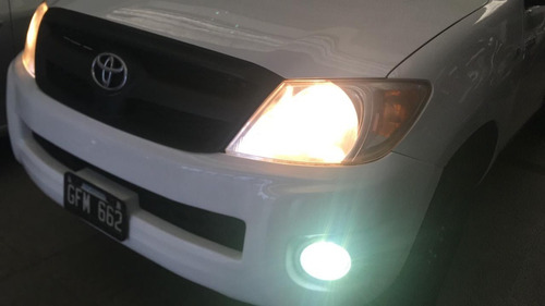 Imagen 8 de 25 de Toyota Hilux Dx 2007 4x4 2.5cc