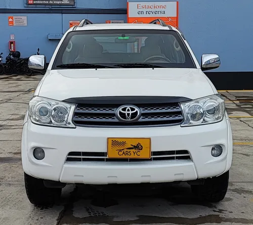 Toyota Fortuner 4.0 Sr5