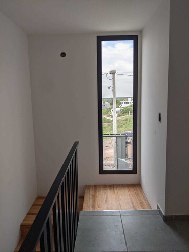 Imagen 5 de 9 de Duplex En Housing Cuesta Colorada La Calera
