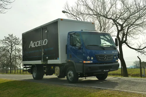 Mercedes-benz Accelo 815 Automatizado