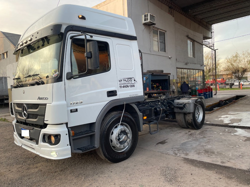 Camion Mercedes Benz Atego 1729 2021