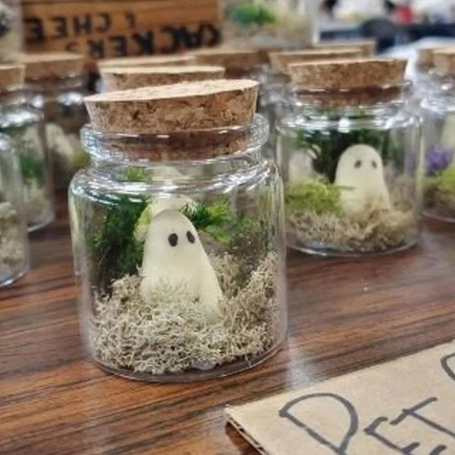 Bbasiliysd Mini Pet Ghosts In A Jar, Halloween Ghost Glow In