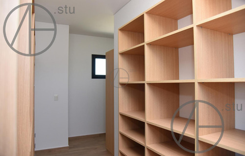 Casa En Venta De 5 Ambientes En Puertos