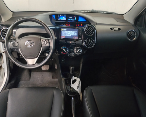 Toyota Etios 1.5 XLS SEDAN 16V FLEX 4P AUTOMÁTICO