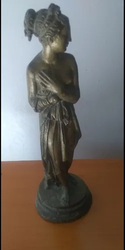 Escultura Afrodita En Bronce (Usado)