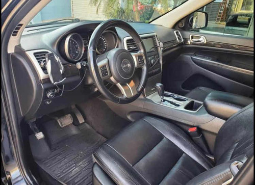 Imagen 5 de 8 de Jeep Grand Cherokee 2013 3.6 Laredo V6 4x2 Mt