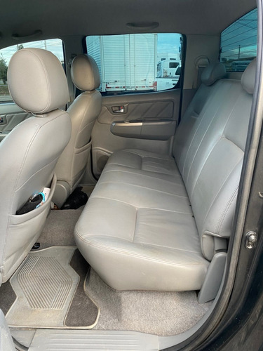 Imagem 7 de 10 de Toyota Hilux Cd 3.0 Srv 4x4 Diesel Manual 2010 - Linda!