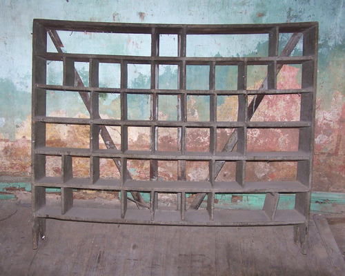 Antigua Estanteria Artesanal De Taller Madera Pesada (Usado)