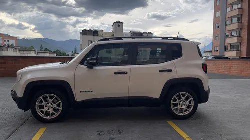 Jeep Renegade 1.8 Sport At
