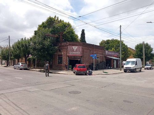 Imagen 1 de 10 de Local En Venta En Lanus Este