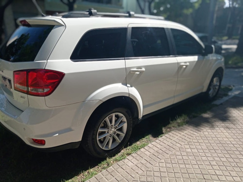 Imagen 4 de 15 de Dodge Journey 2.4 Sxt 170cv (techo, Dvd, Nav)