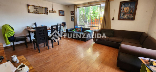 Casa En Venta De 3 Dorm. En Macul