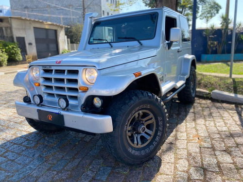 Troller T-4 3.0 Tl 2p