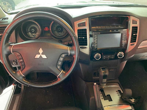 Mitsubishi Pajero Hpe 3.2 4x4 T.i. Dies. 5p Aut