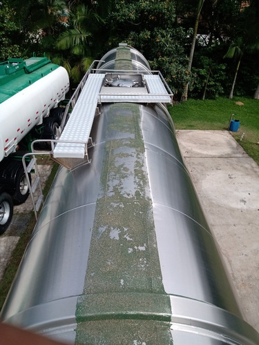 Imagem 6 de 8 de Carreta Tanque Inox Vanderléia 45.000 L Marca Randon